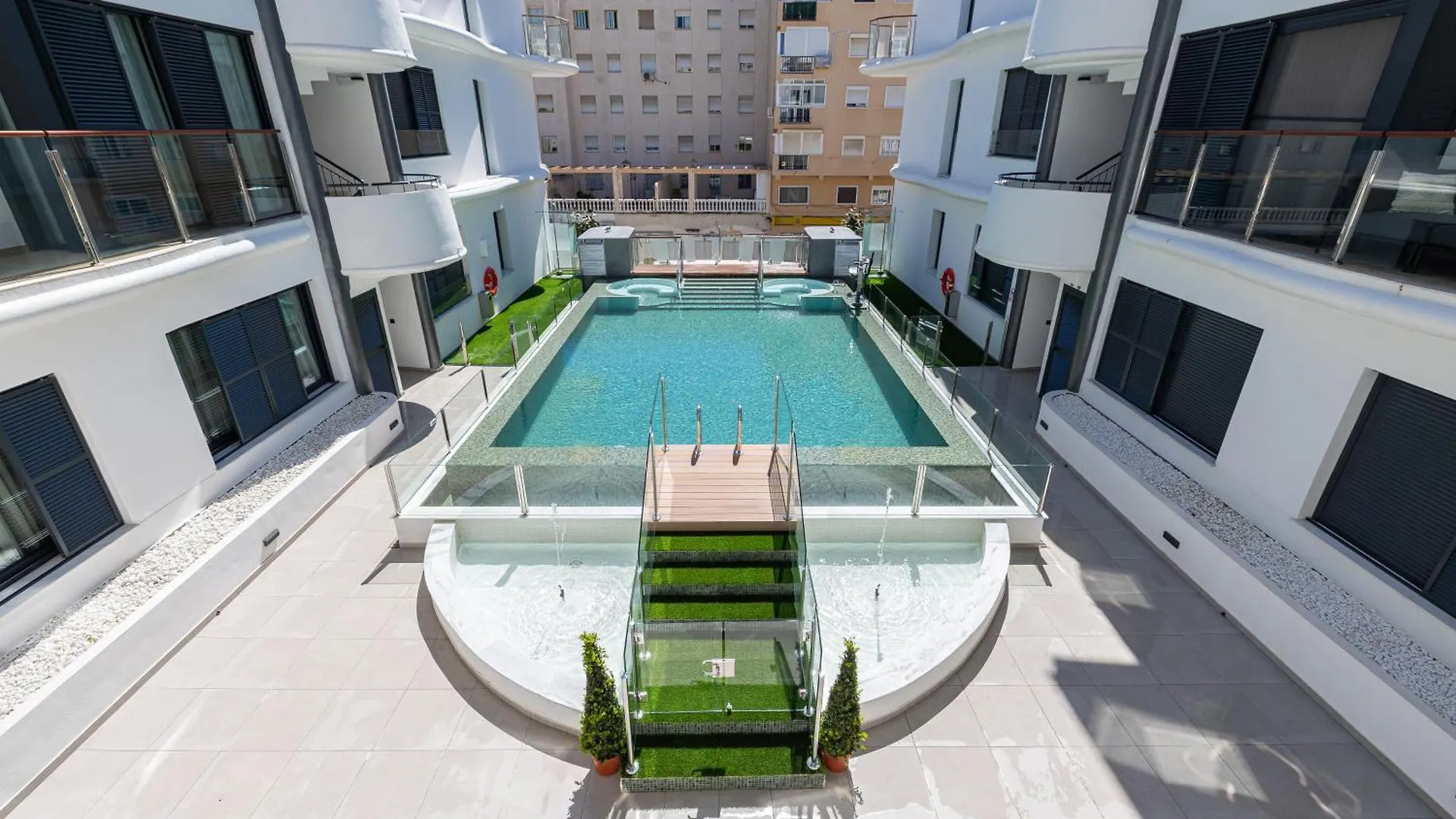 Apartment City And Beach Apartment, Estepona 100Mts From The Beach Spain